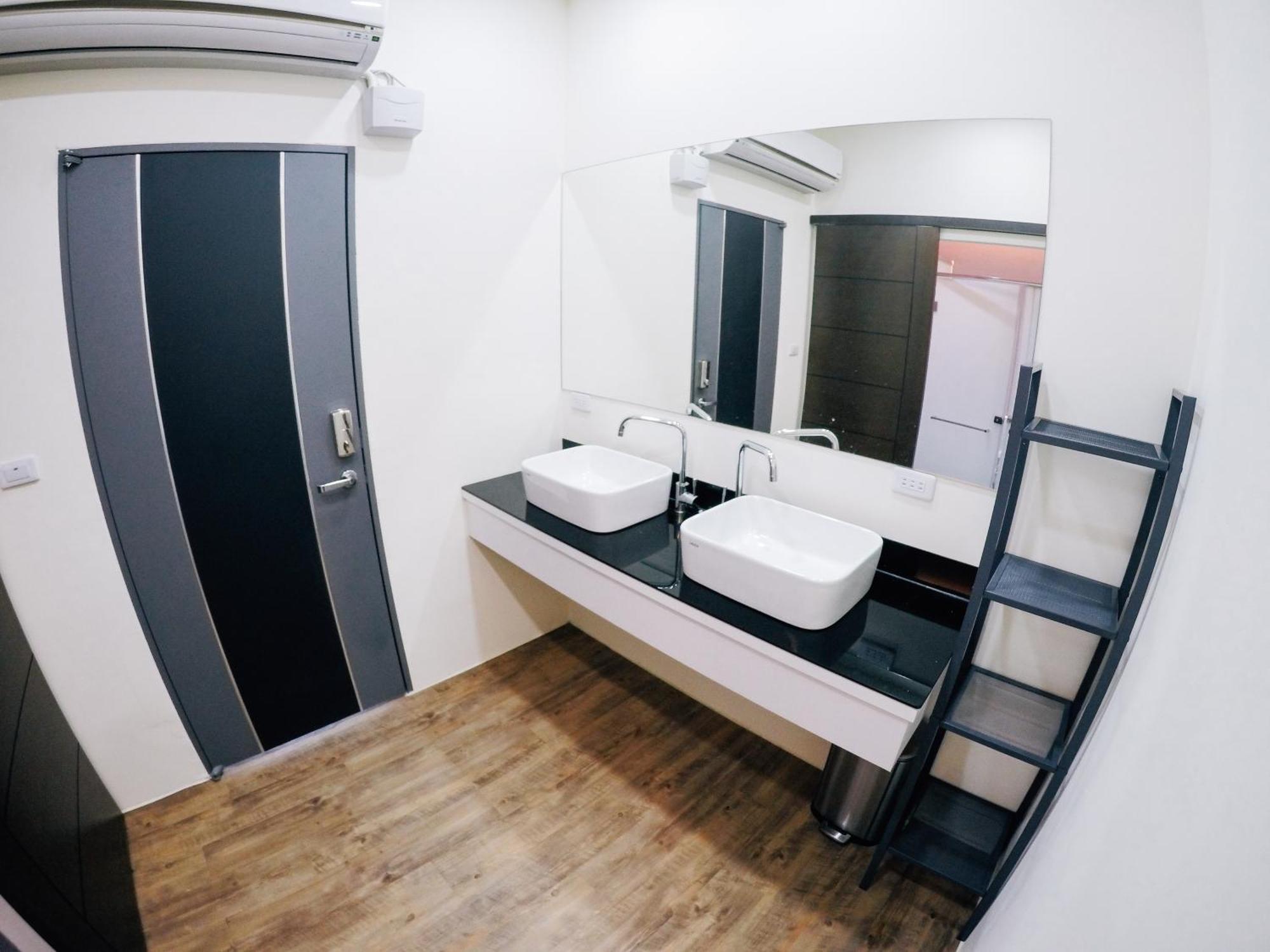 Go On Vacation Hostel T'ai-tung Esterno foto